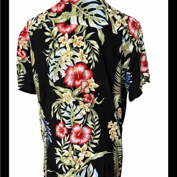 HIBISCUS COLLECTION HAWAII  Hawaiian Shirt. Size Large Button Down - Picture 8 of 10